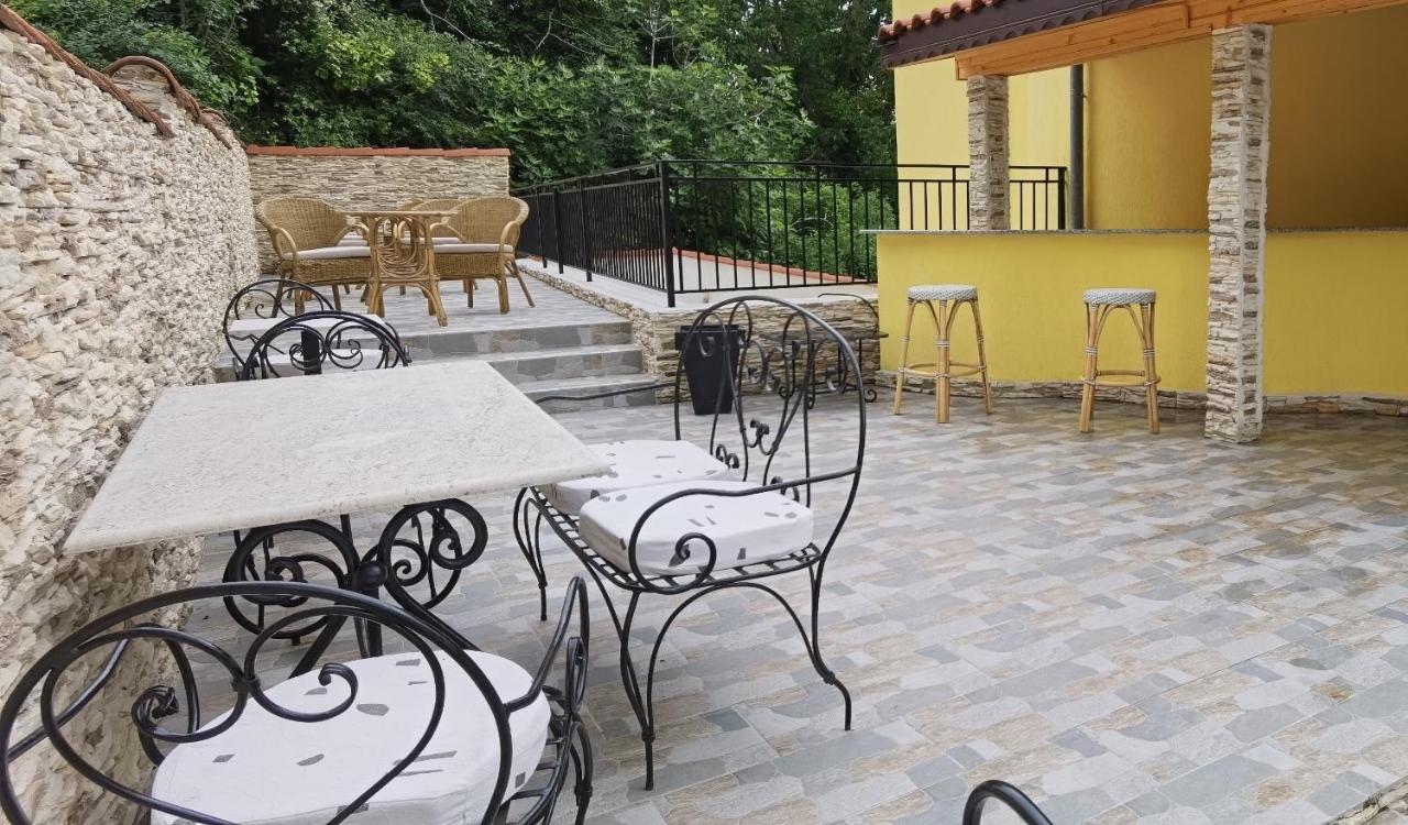 Villa Metatron U Doma Balčik Exteriér fotografie